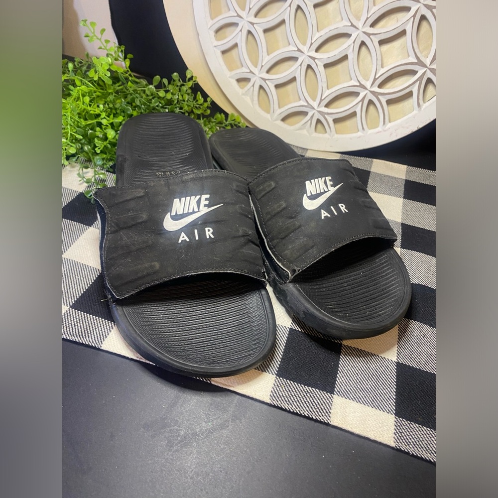 Nike Shoes |‎ Men’s Nike Air Black Slides